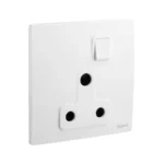 SWITCHES AND SOCKETS- LEGRAND 1G BS 15A SWITCHED SOCKET - Image 6