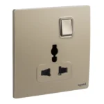 SWITCHES AND SOCKETS- LEGRAND 1G MULTISTANDARD SWITCHED SOCKET - Image 3