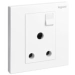 SWITCHES AND SOCKETS- GALION-15A SWITCHED SOCKET