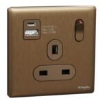 SWITCHES AND SOCKETS-SCHNEIDER- 13A Single Switched socket with A+C USB Charger
