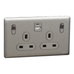 SWITCHES AND SOCKETS-SCHNEIDER-13A Twin Switched socket with A+C USB Charger